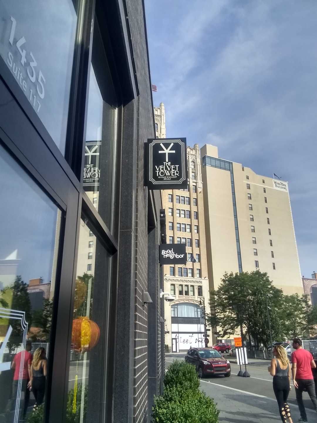 Illuinating Blade sign push thru Detroit Downtown