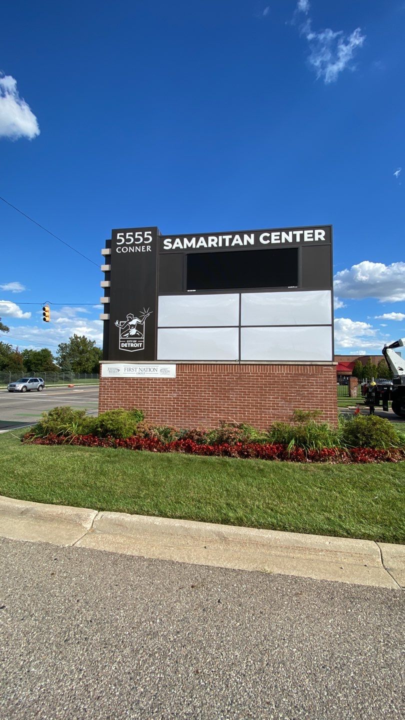 Samaritan Center Monument sign - multitenant